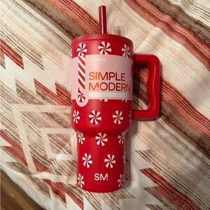 Brand new simple modern 30oz tumbler